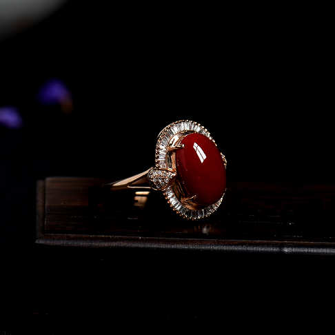 金镶钻阿卡牛血红珊瑚戒指--红珊瑚-阿卡-A100217A19006