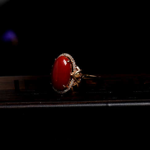 金镶钻阿卡牛血红珊瑚戒指--红珊瑚-阿卡-A100217A19022