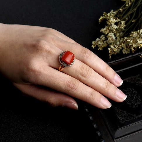 金镶阿卡珊瑚戒指--红珊瑚-阿卡-B106816L09002