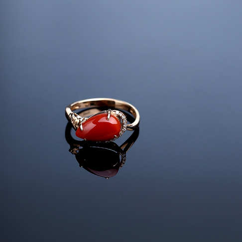 金镶钻阿卡正红珊瑚戒指--红珊瑚-阿卡-B107917A08015