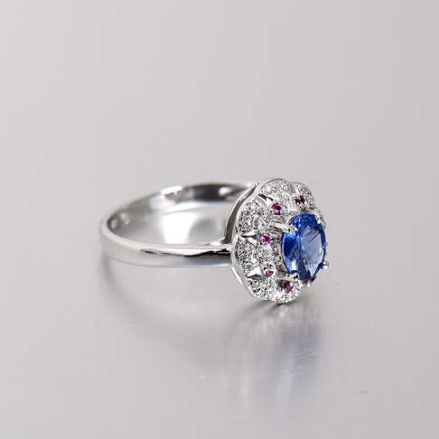 白金镶钻蓝宝石戒指--蓝宝石-A250216I12018
