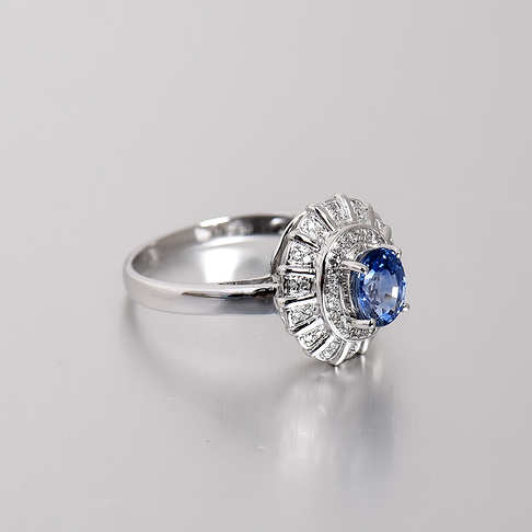 白金镶钻蓝宝石戒指--蓝宝石-A250216I12022