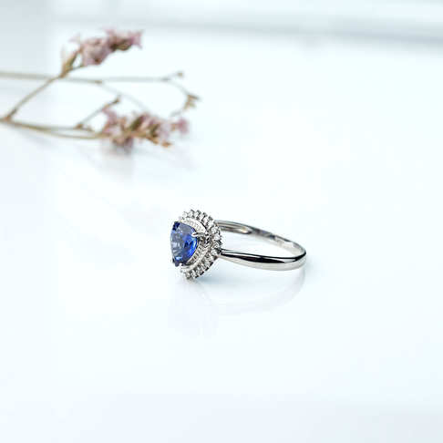深蓝色蓝宝石戒指--蓝宝石-B252017K30006