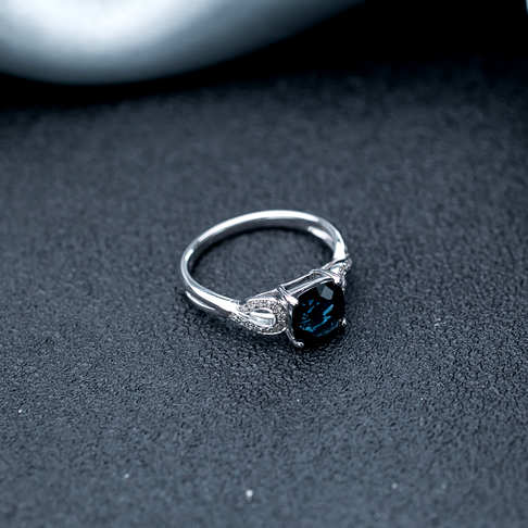 深蓝色蓝宝石戒指--蓝宝石-B253818K03001