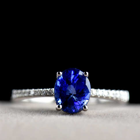浅蓝色蓝宝石戒指--蓝宝石-D25CG19A15001