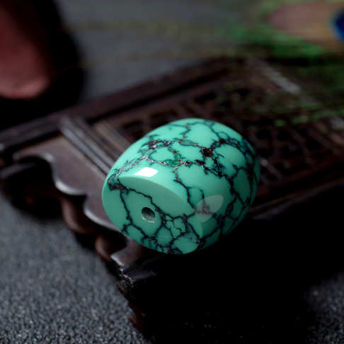 高瓷铁线蓝绿绿松石桶珠--绿松石-F22K920G09003