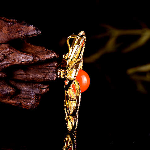 合金镶锆石樱桃红南红胸针两用款-南红玛瑙-四川南红-D02P918C120