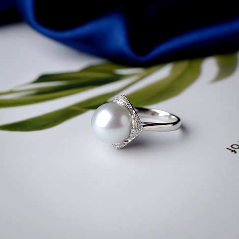 海水白色珍珠戒指--珍珠-海水珠-B38AT18K12006